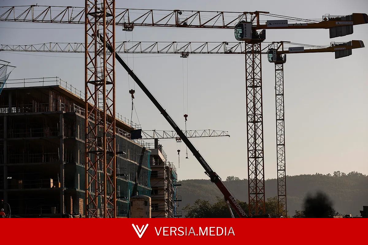 La compraventa de viviendas cae un 7,3% en mayo en su quinto mes consecutivo de descensos
