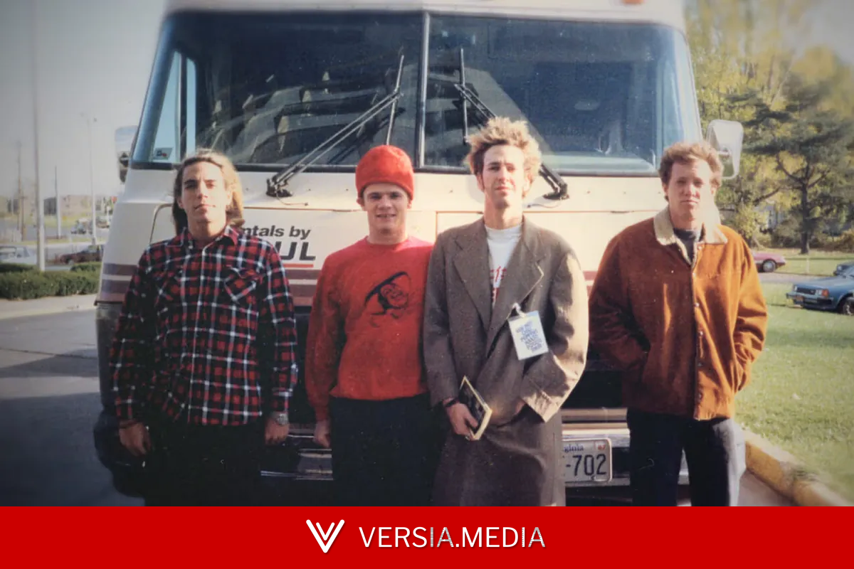 Cómo Red Hot Chili Peppers creó uno de los mayores negocios del rock